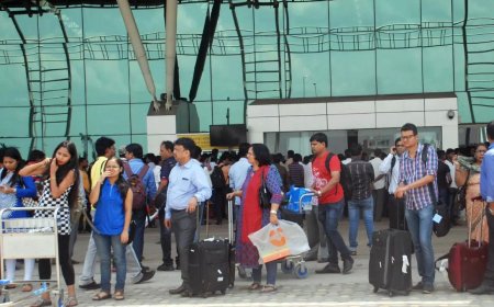 Bangladesh tension leads to 9% fall in foreign tourist arrivals