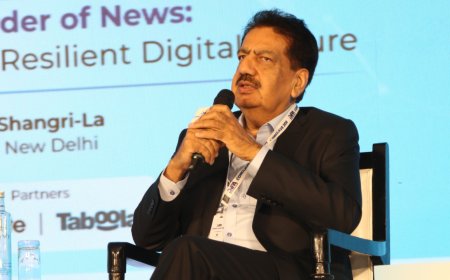 Vineet Nayyar urges publishing industry to embrace AI as an opportunity at DNPA Conclave 2026