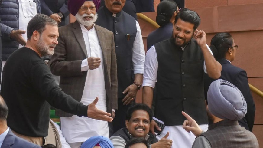Rahul Gandhi 'traitor' remark against Bittu snowballs into huge controversy, protests - top developments