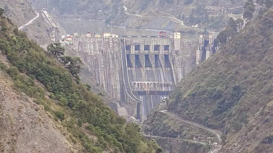 Flooding shuts down Baglihar hydropower project in J&amp;K