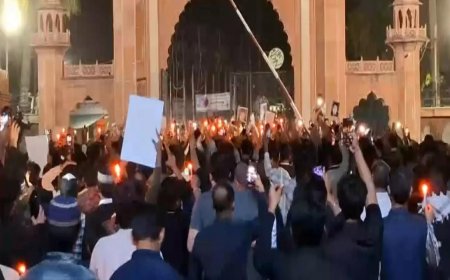 Rare moment: India's Sunnis, Shias unite in grief over Khamenei death