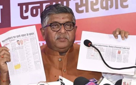 Ravi Shankar to head Lok Sabha privileges panel