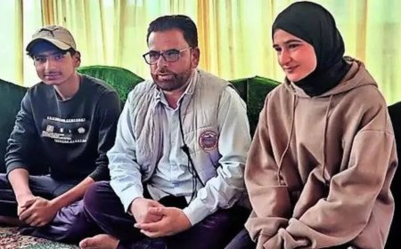 Visually impaired Kashmir youth cracks civil services, daily-wager father recounts years of struggle