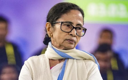 Mamata Banerjee flags ‘proof of who shows respect’