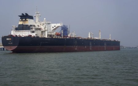Crude tankers from Russia, Liberia on way to Indian ports