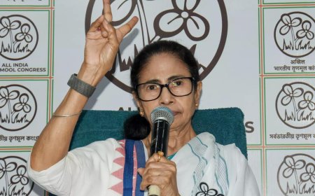 ‘Won’t let Modi ji snatch rights’: Mamata Banerjee targets BJP during Eid in Kolkata -watch