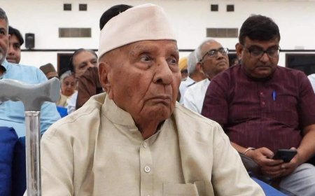 'Alive &amp; protesting’: MP in Janata regime turns 100