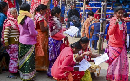 15 lakh Bengal voters in limbo due to missing e-signatures