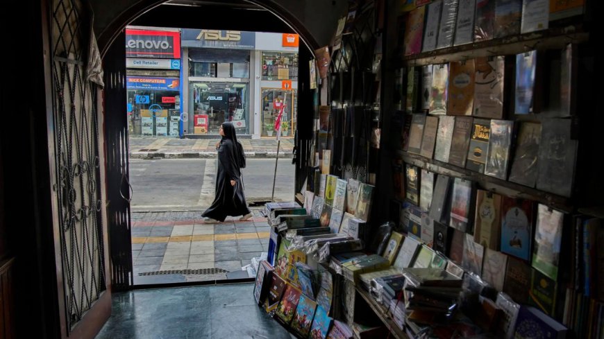 J&amp;K admin defends ban on books in HC, says ‘secessionist’ in nature