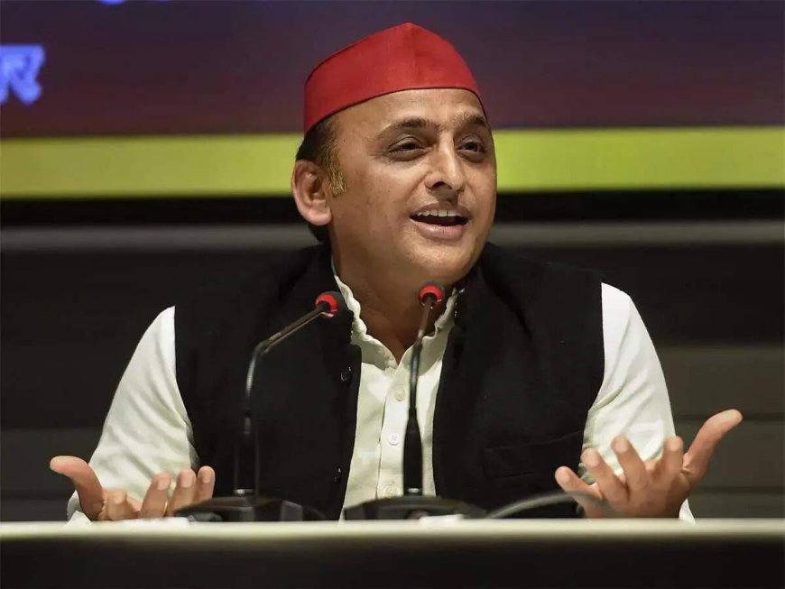 'Fierce falling contest between rupee and BJP's image': Akhilesh Yadav