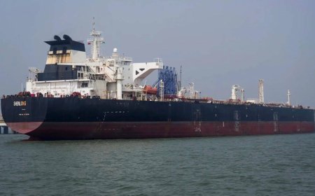 Tanker carrying Iranian oil may reach India Saturday
