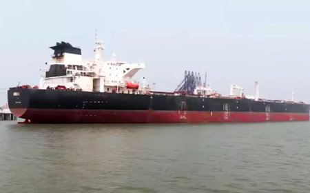 What led an India-bound Iranian crude tanker to reroute to China