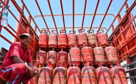 8L PNG connections in a month: Official