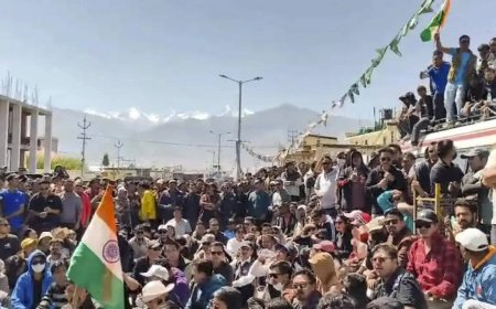 Kargil bloc rejects Ladakh territorial council, sticks to statehood, Sixth Schedule