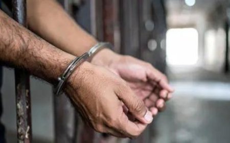 West Bengal polls: 9 arrested after BJP-TMC clash outside Kolkata police station