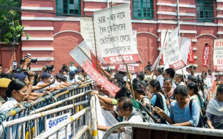 Knocked out by SIR, many get midnight knocks from police