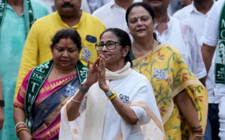 'Don’t want power, want BJP’s destruction in Delhi': Mamata Banerjee ups ante amid Bengal polls