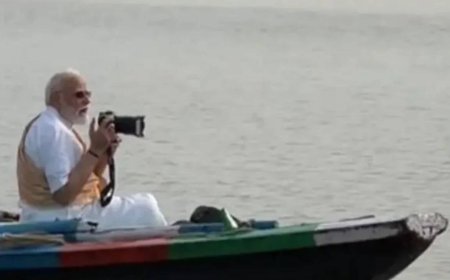 On a boat ride, PM Modi says Ganga flows ‘through the soul of Bengal’