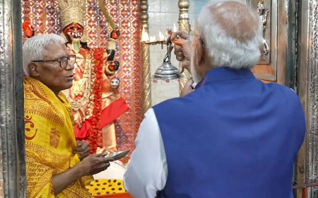 With prayers at Kali temple, Modi counters TMC veg claim