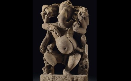 US restitutes 657 stolen antiquities to India