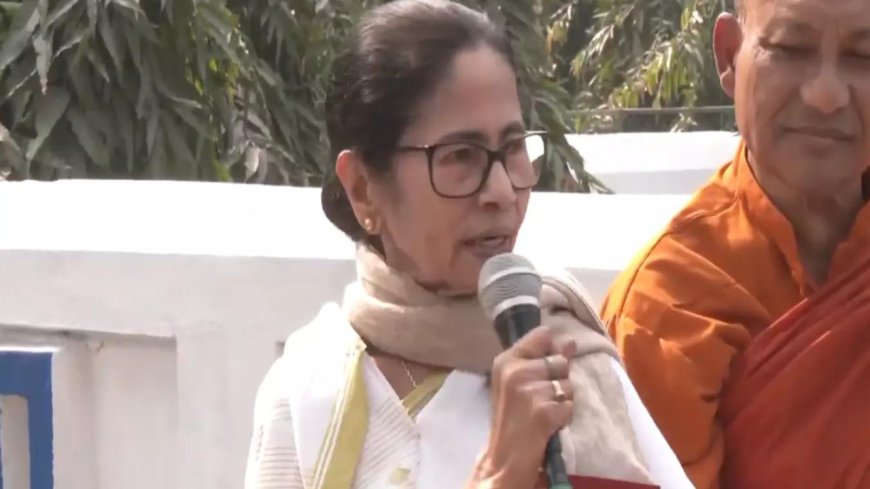 TMC won’t be intimidated by midnight raids &amp; arrests: Mamata