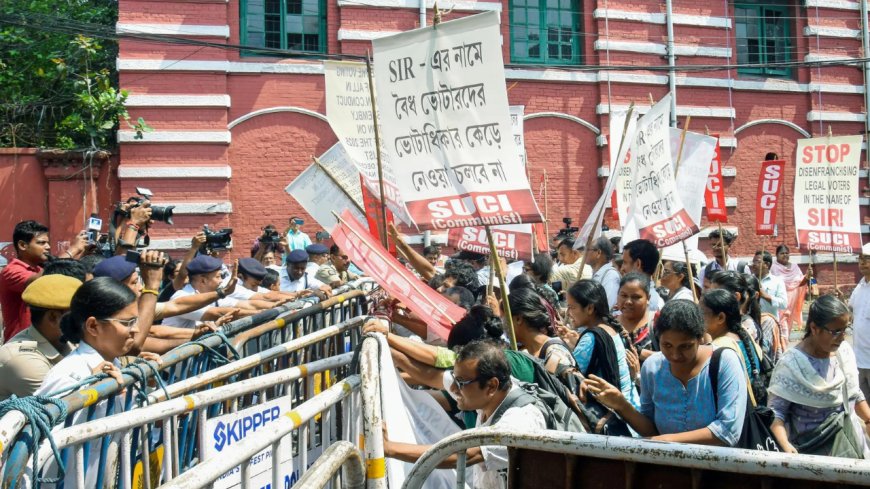 Knocked out by SIR, many get midnight knocks from police