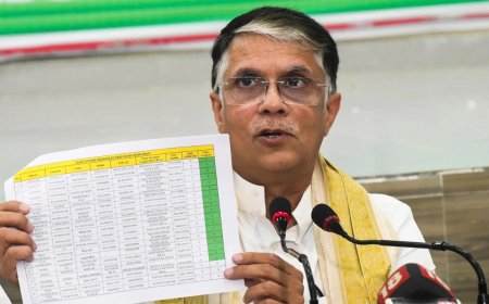Pawan Khera vs Himanta a political battle, says Supreme Court, gives relief to Congress neta