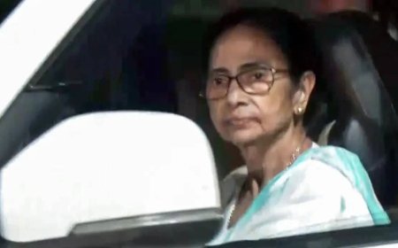 'Immoral, illegal': Mamata Banerjee alleges BJP 'looted' more than 100 seats; vows to 'bounce back'