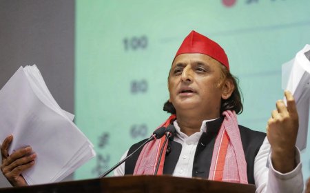Samajwadi Party cuts tie-up with I-PAC: Akhilesh Yadav cites fund crunch ahead of 2027 UP polls