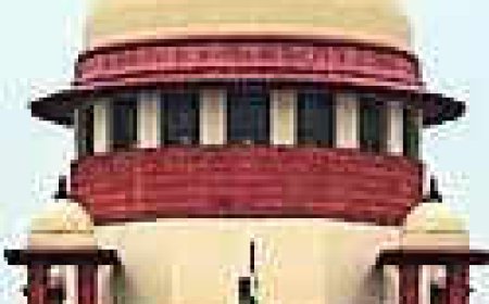 Supreme Court turns down scamster's plea to club FIRs