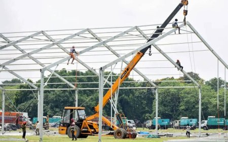 Kolkata: Brigade takes rain cover for new cabinet swearing-in