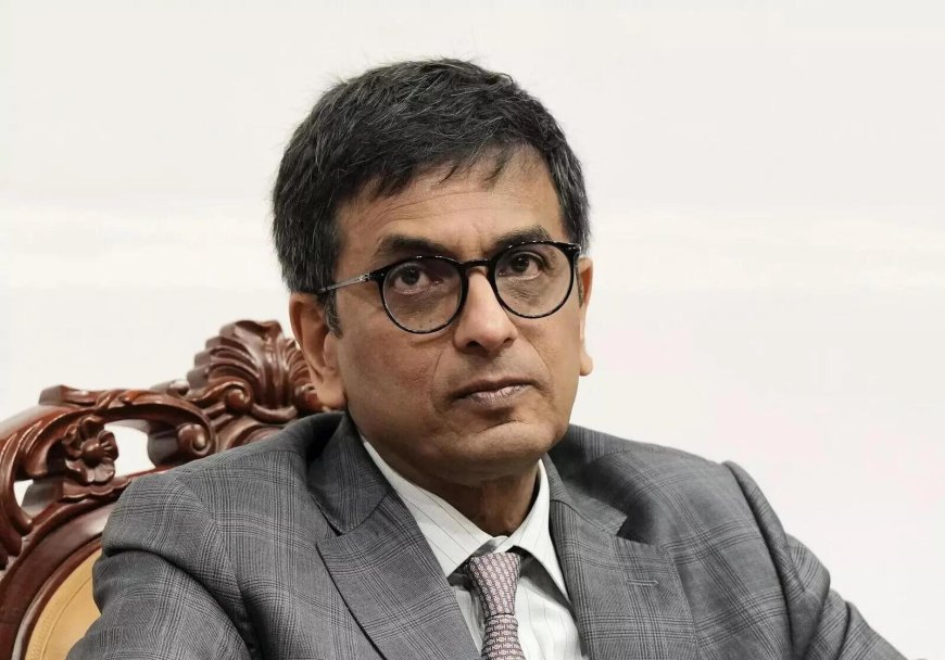 DY Chandrachud to mediate in Kapurs’ dispute